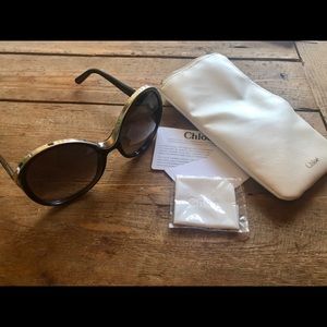 Chloe CE713S Mandy Oval Sunglasses in Black